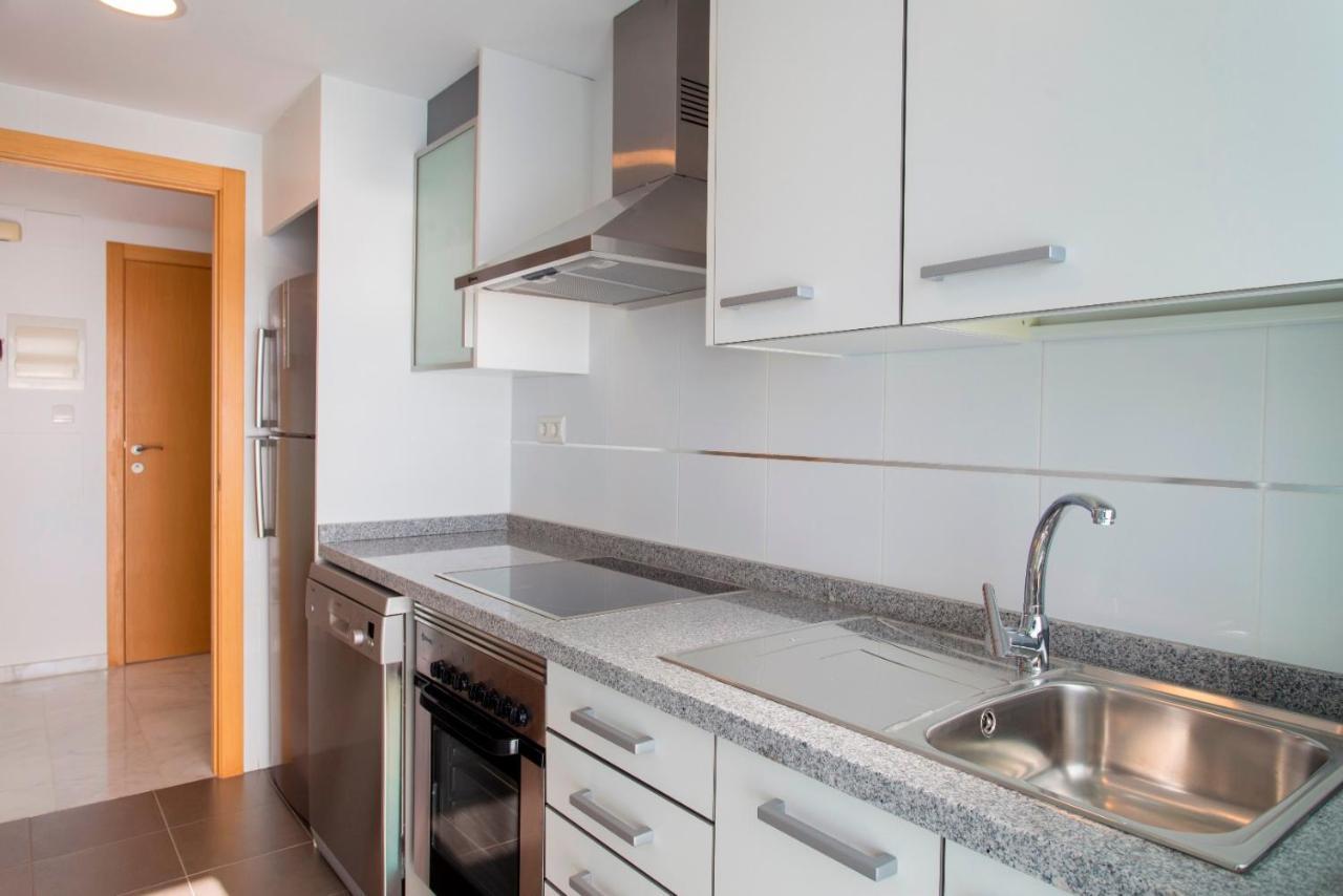 Skyline 11 Sunny Balcony With Stunning Sea Views Διαμέρισμα Μπένιντορμ Εξωτερικό φωτογραφία