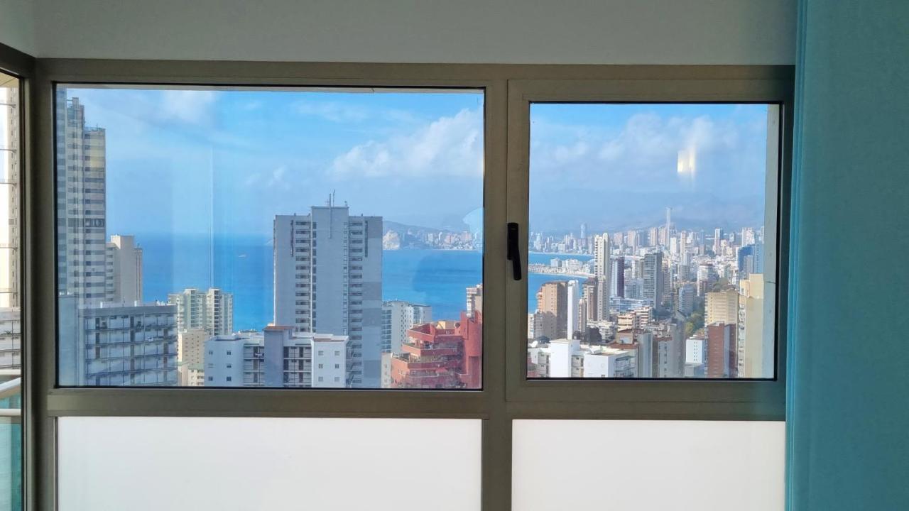 Skyline 11 Sunny Balcony With Stunning Sea Views Διαμέρισμα Μπένιντορμ Εξωτερικό φωτογραφία